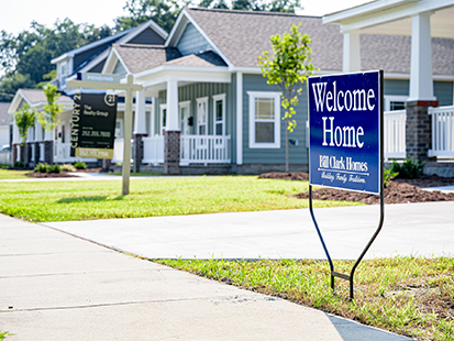 For sale sign in front of Lincoln Park house